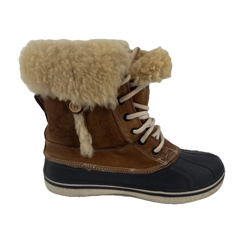 Crocs AllCast Luxe Duck Boots Women 7 Brown Faux Shearling Winter Waterproof